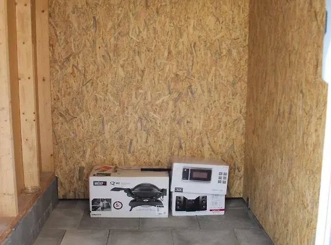 Silbermoewe Im Kirschgarten * Kellenhusen